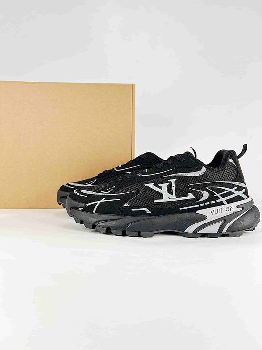 Louis Vuitton Tatic Runner Sneakers