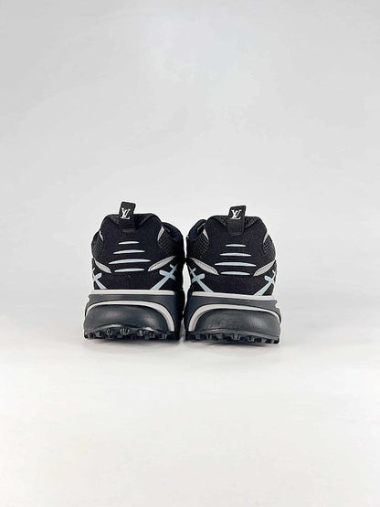Louis Vuitton Tatic Runner Sneakers