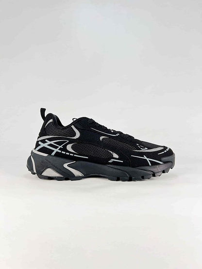 Louis Vuitton Tatic Runner Sneakers