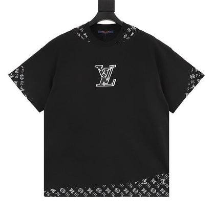 Louis Vuitton Leather Badge LV Logo Embroidered Short-Sleeve T-Shirt